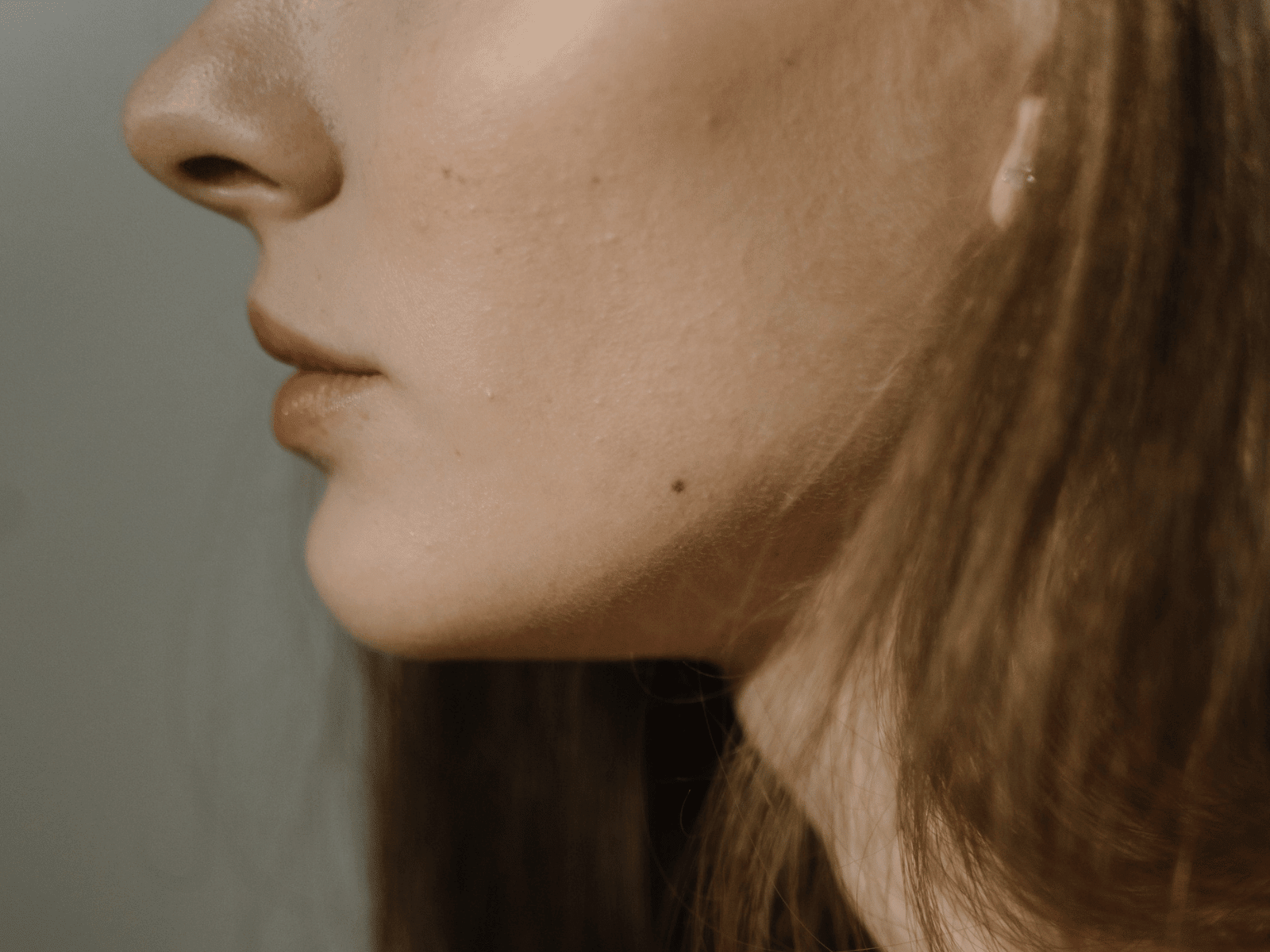 Understanding Perimenopause and What It Asks of You - Ara'kai Beauty Copenhagen