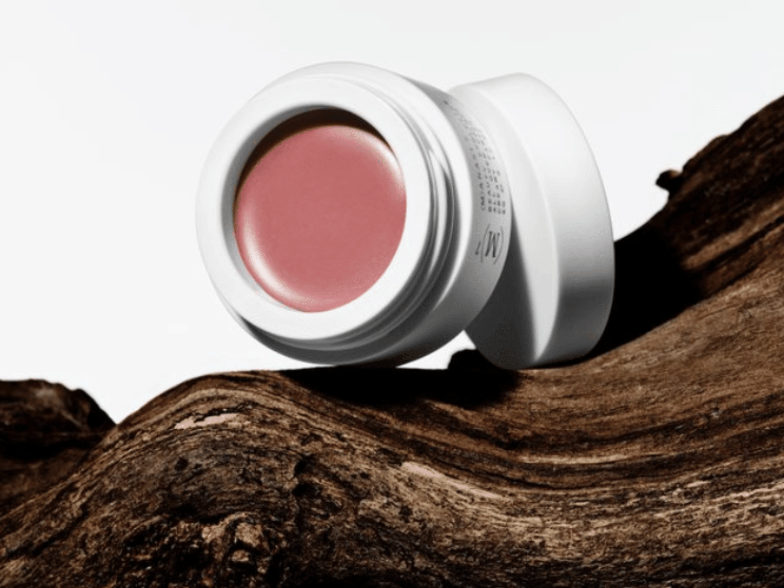 The Philosophy Behind (M)anasi 7 - Ara'kai Beauty Copenhagen