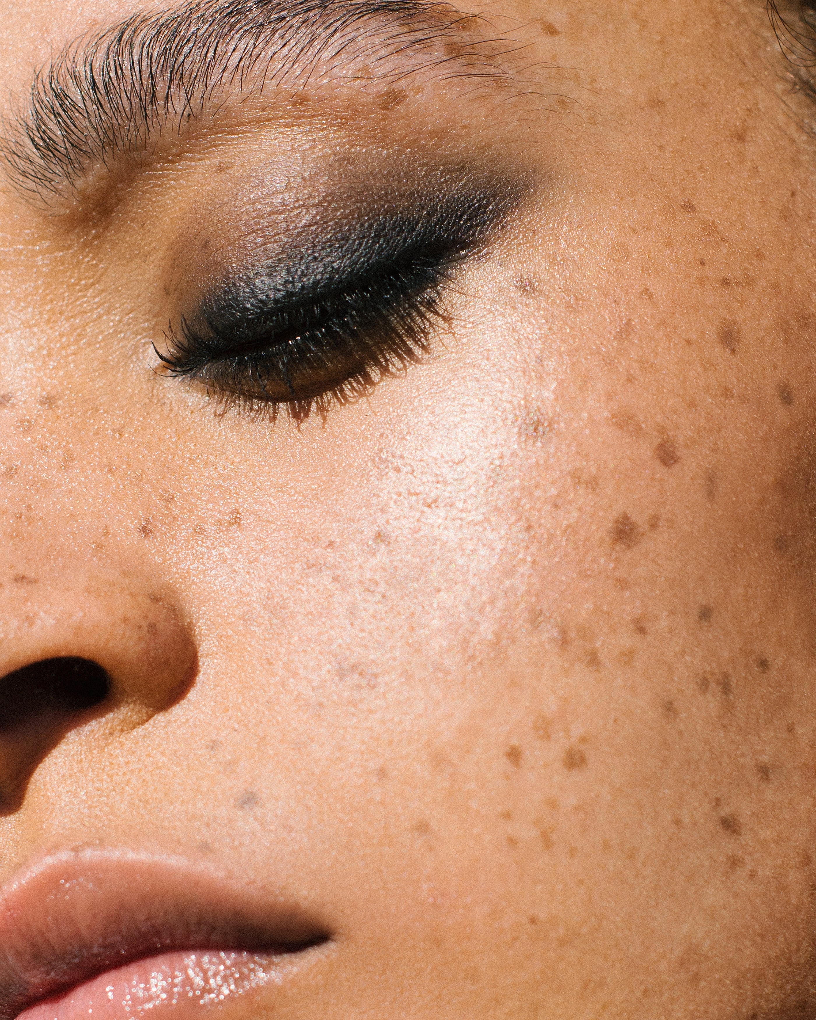 eyes - Ara'kai Beauty Copenhagen