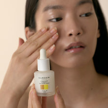 Load image into Gallery viewer, Citrus Glow Vitamin C + Hyaluronic Serum
