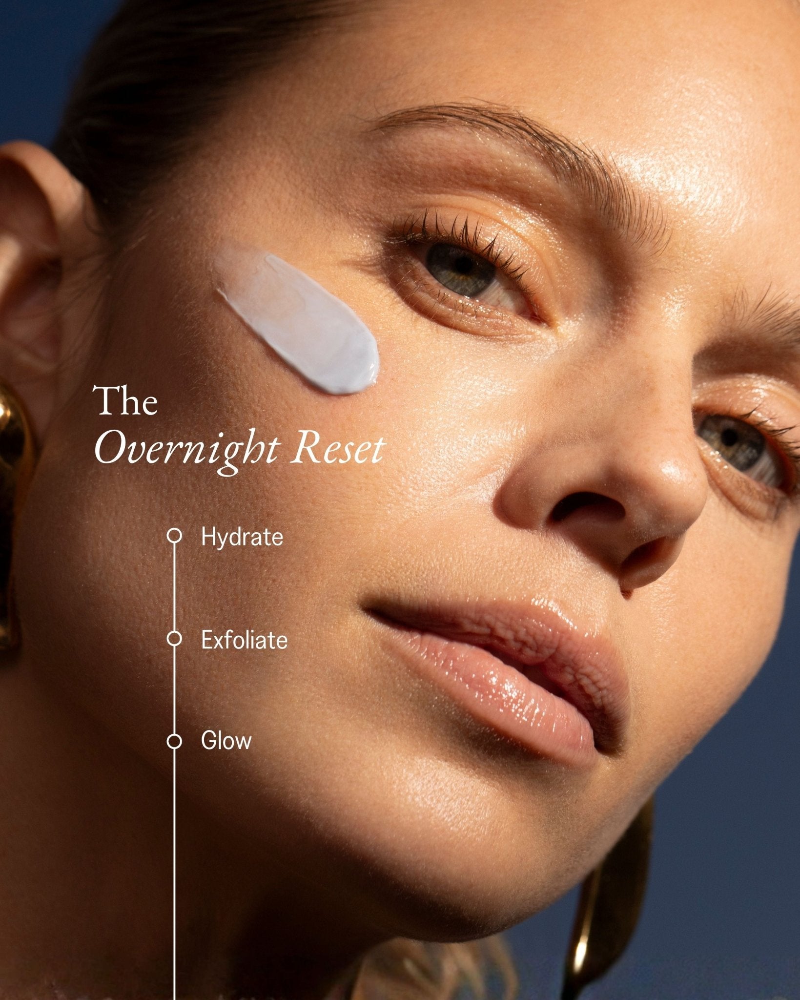 Model applying RAESO Lunar Veil Chrono-Active Sleep Mask as an overnight reset for smoother, clearer skin